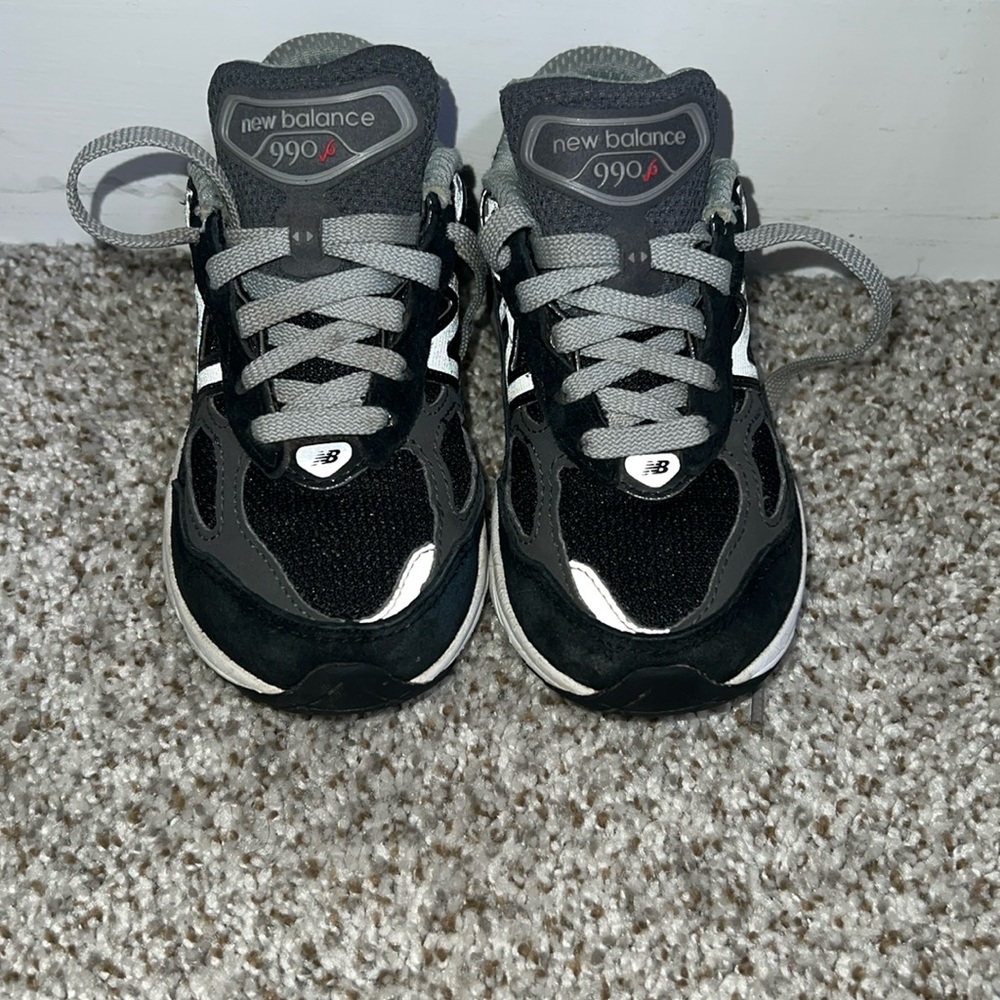 New balance 990 V6